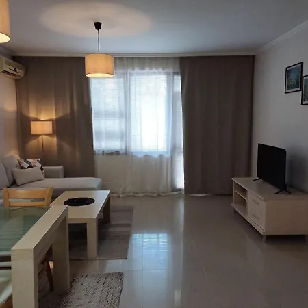 Lighthouse 1bedroom Gec 203 Апартамент *