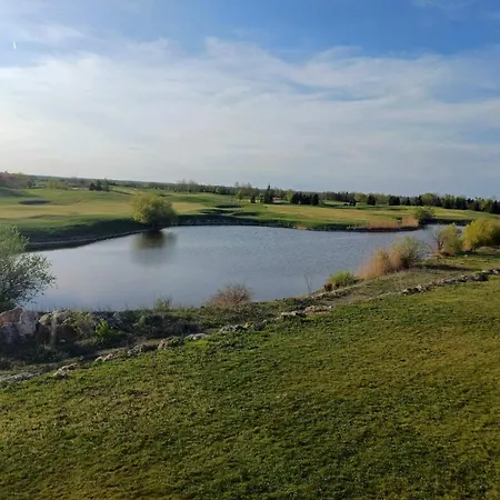 Lighthouse 1bedroom Gec 203